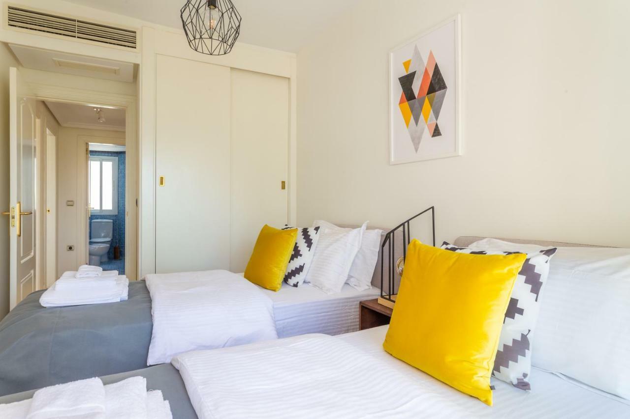 Stylish Townhouse In Beachfront Complex Marbella Eksteriør billede